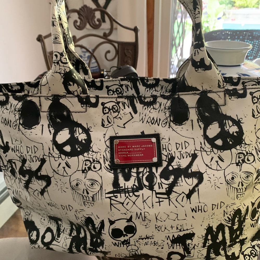 Marc Jacobs graffiti tote